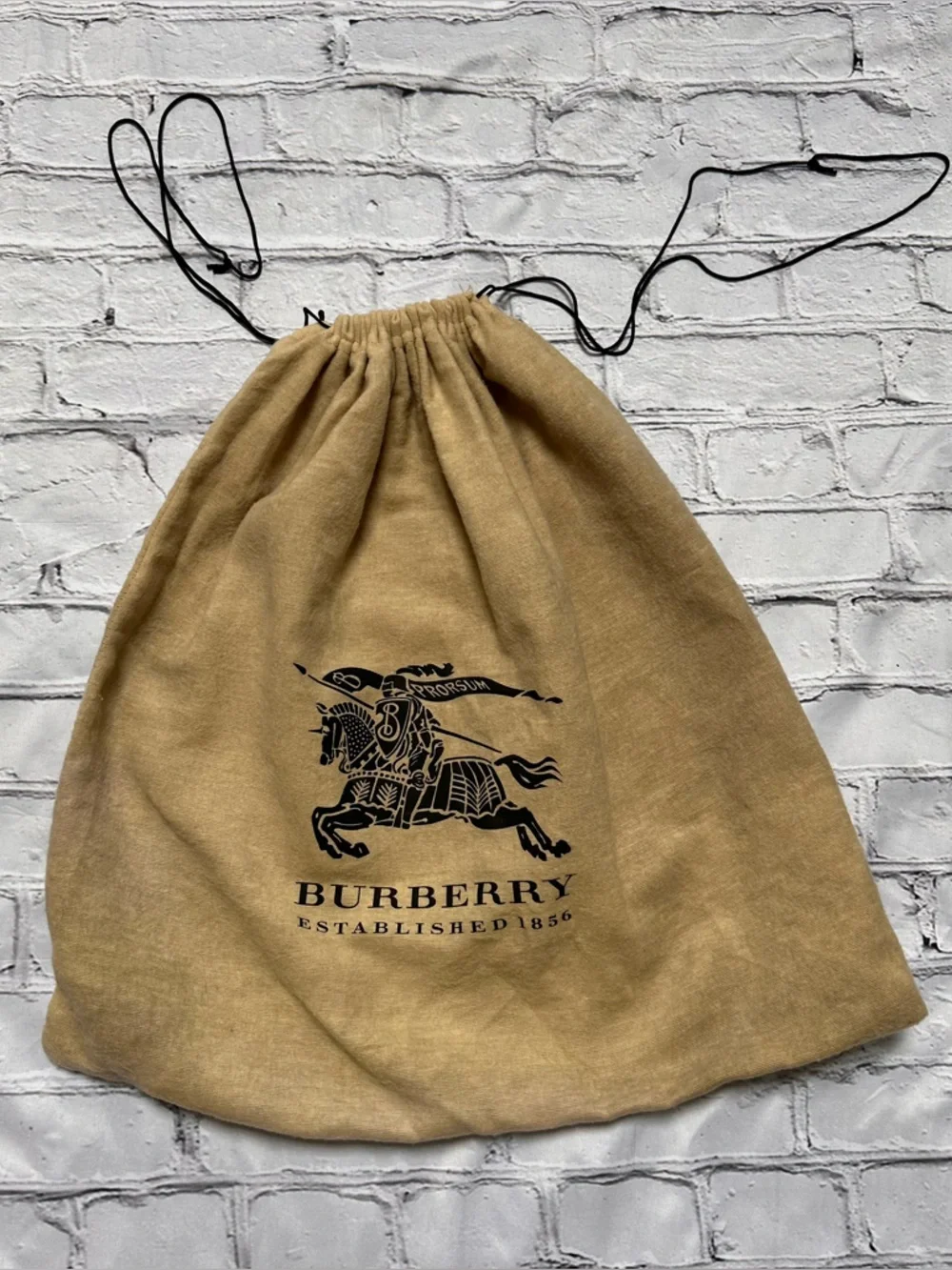 Burberry Brown Haymarket Check Patent Leather Portrait Minford Tote Bag - Picture 15 of 16